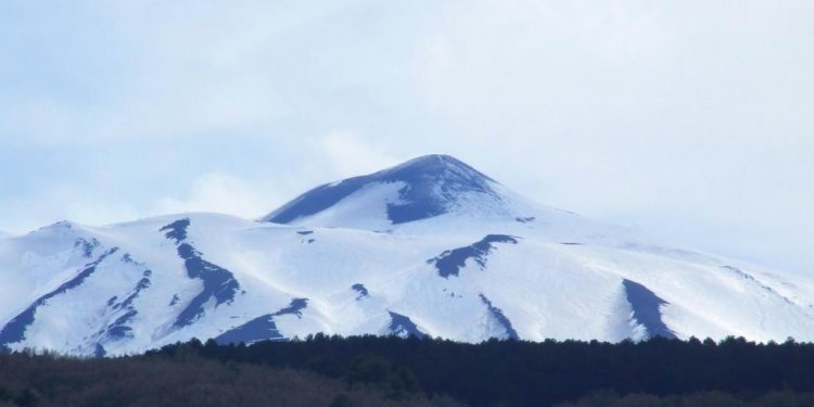 009 gnuckx Etna-Volcano-Sicilia-Italy-castielli_CC0